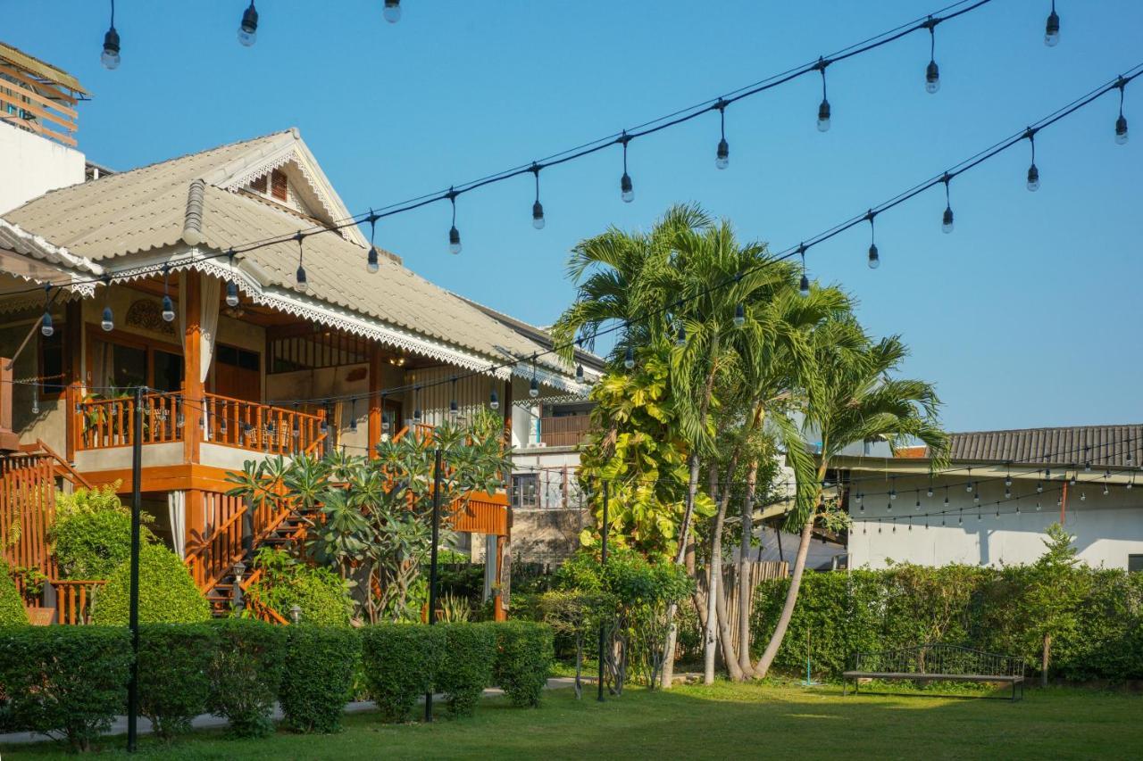 Buri Gallery House Chiang Mai Exterior photo
